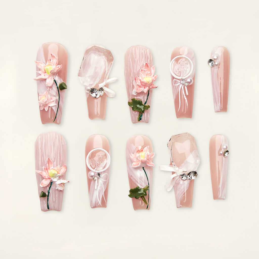 From Minimal to Glam: Best Seasonal Press-On Nails to Try