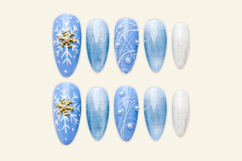 Adorable Christmas Press-On Nails Ideas