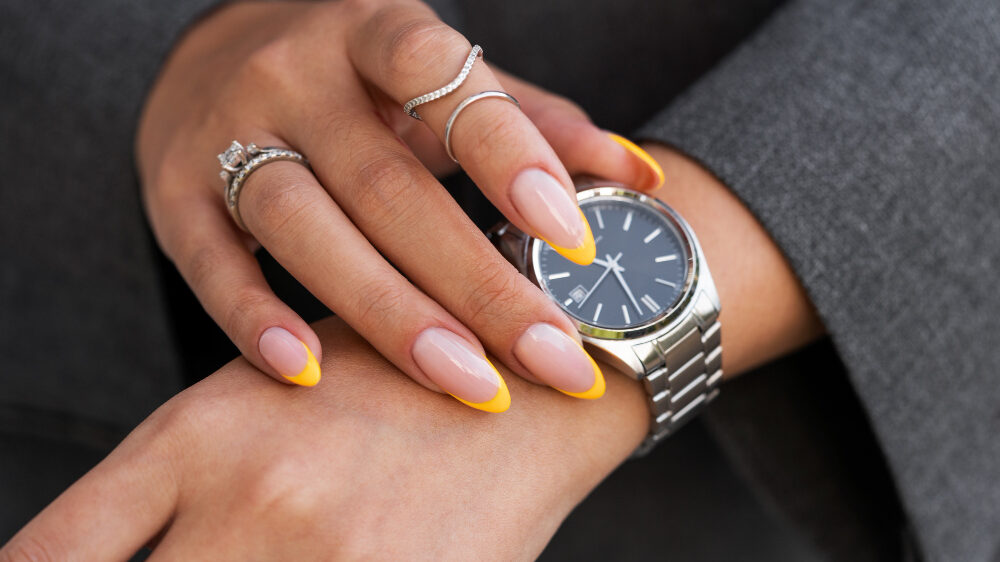 Press-On Nails 101 – The Ultimate Guide to DIY Manicures