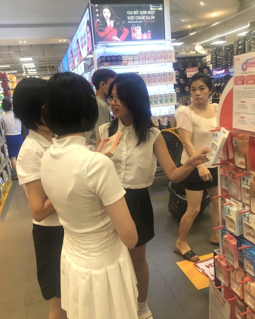 Yabe Vietnam Press on Nails: The Ultimate Guide to Salon-Quality Nails in Minutes