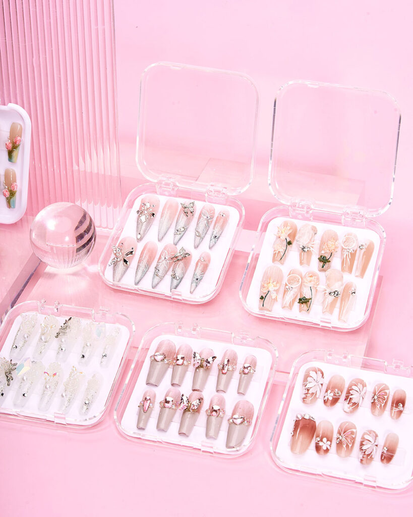 Valentine Press On Nails: Ombré Romance for Every Love Story