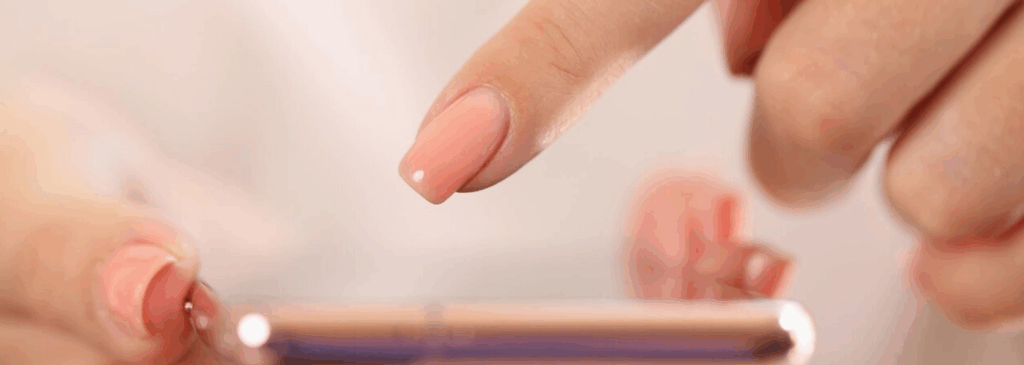 Press-On Nails 101 – The Ultimate Guide to DIY Manicures