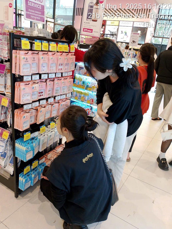 Why Press On Nails for Nail Salons Are the Future (2025–2030): Speed, Scalability & Profitability