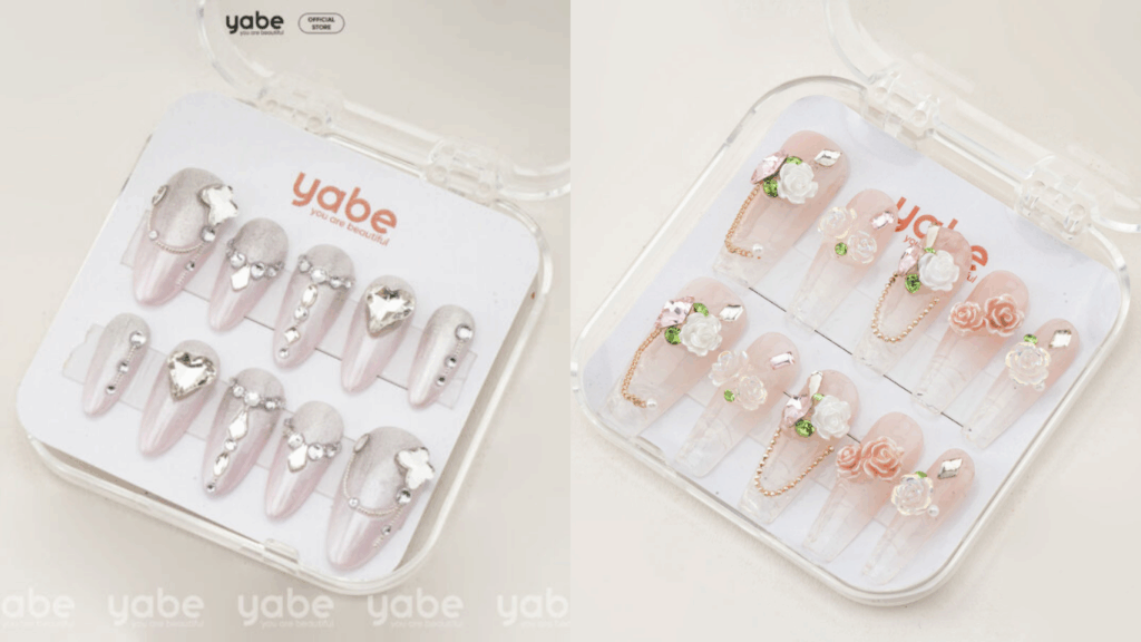 Móng tay pastel đính đá 