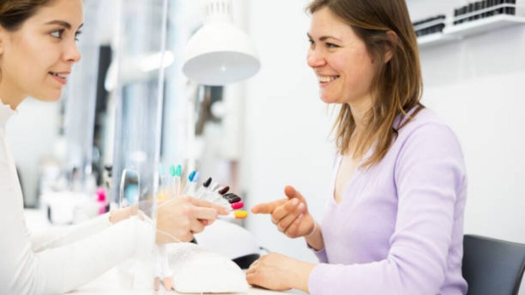 Kỹ năng quan sát của thợ làm nail