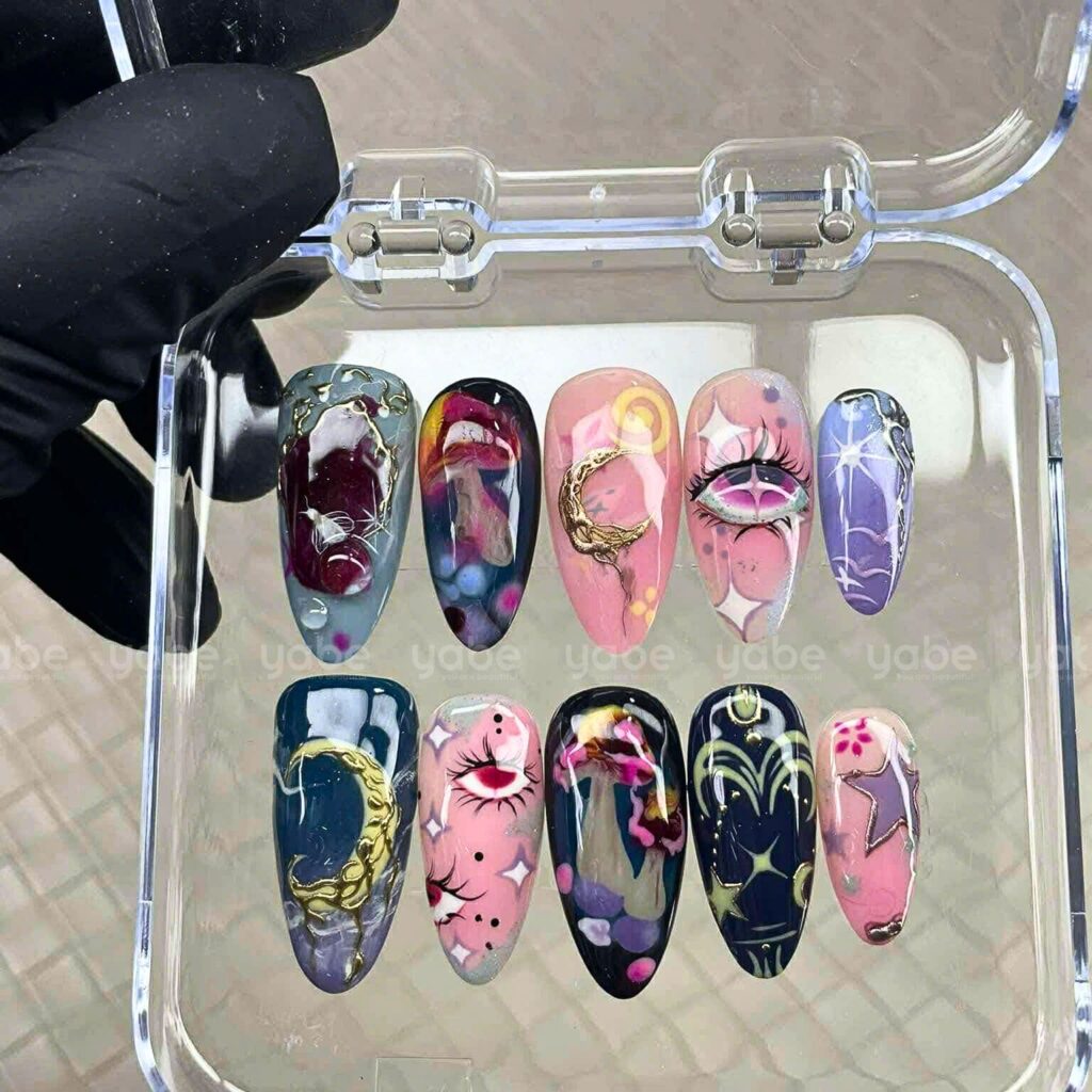 From Minimal to Glam: Best Seasonal Press-On Nails to Try